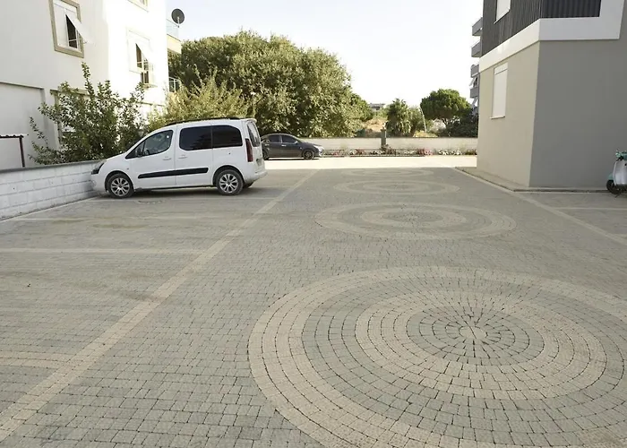 Selinti Luxury